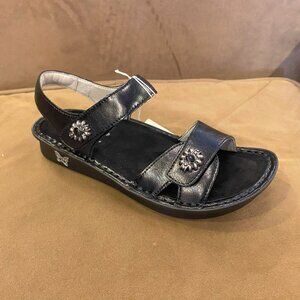 Alegria - Vienna Black Sapphire - Multiple Sizes (NEW W/ BOX)
